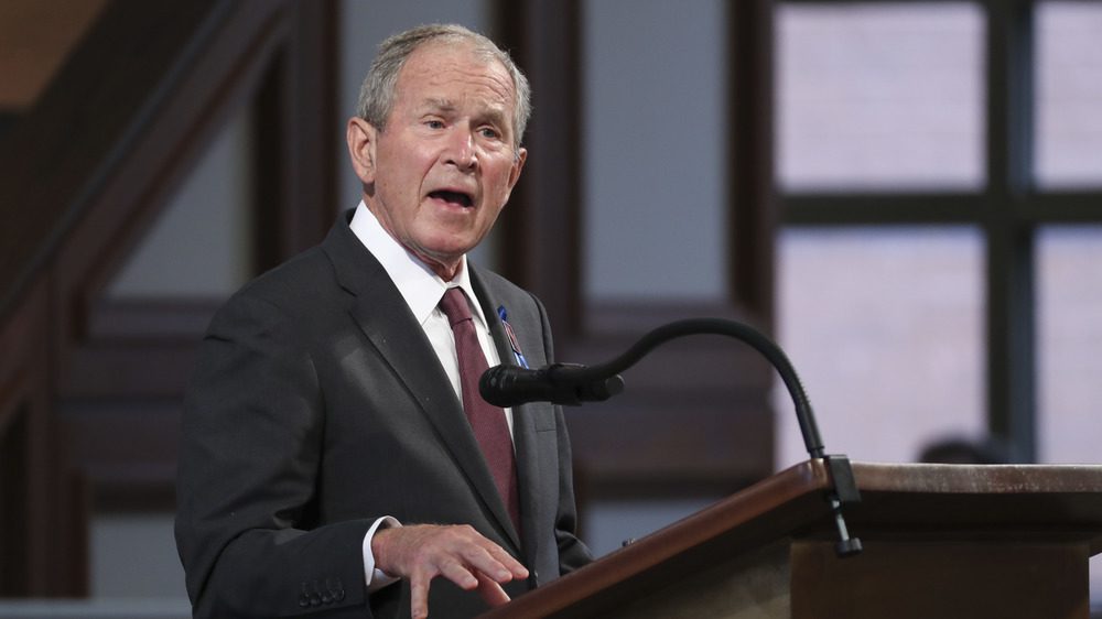 Бывший президент Джордж Буш-старший