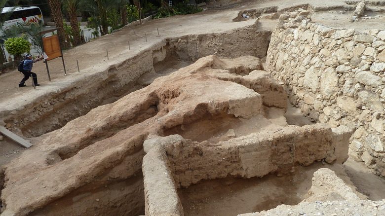 руины бронзового века в иерихоне