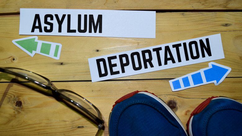 убежище, депортация