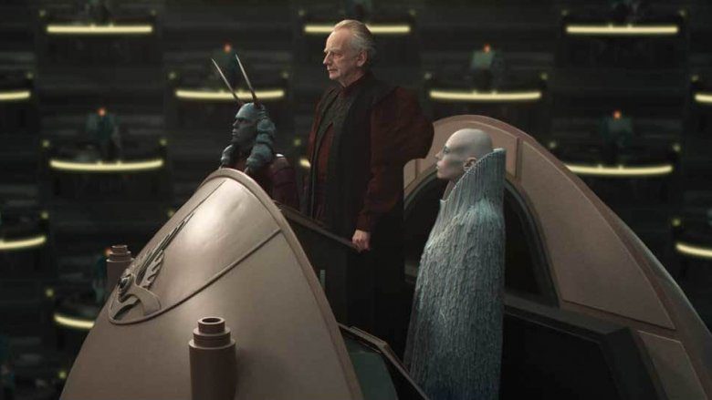 Палпатин берет под контроль Имперский Сенат