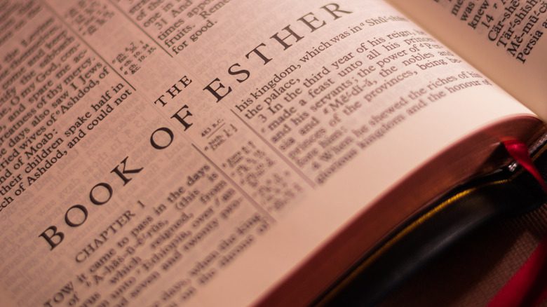 Книга Есфирь в Библии