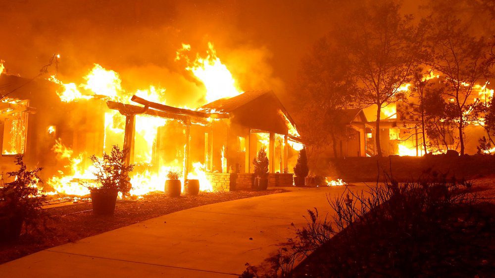 Пожар по вине PG&E в Парадайзе, Калифорния