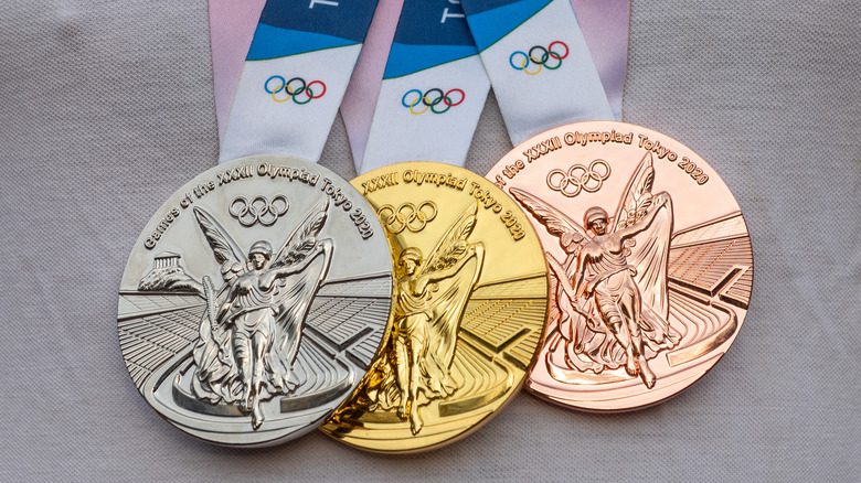 Золотые, серебряные и бронзовые медали Олимпийских игр