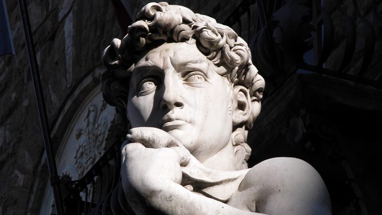 Статуя Давида работы Микеланджело