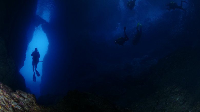 подводная пещера