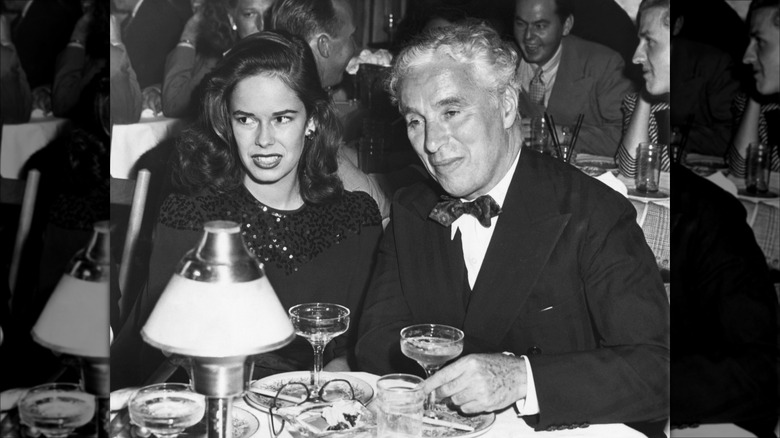 Чарли Чаплин и Уна О'Нил за ужином
