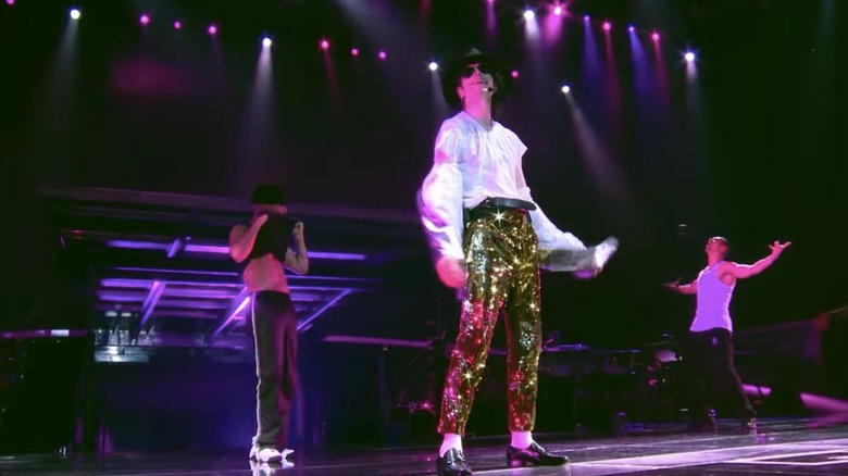 Майкл Джексон и танцоры на репетиции