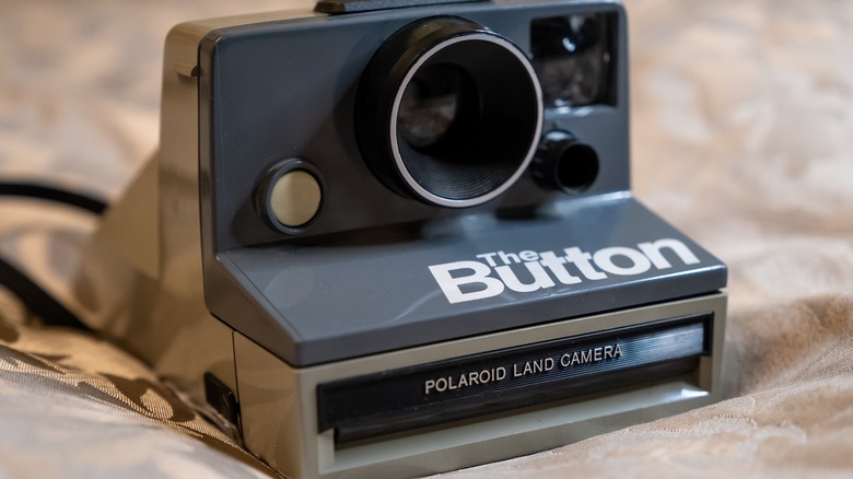 Старый фотоаппарат Polaroid