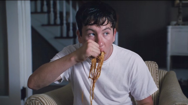 Мартин ест спагетти